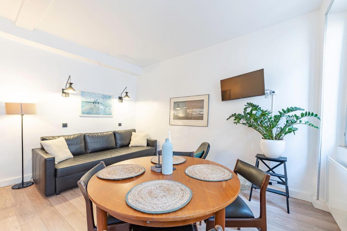 Ferienwohnung Belle Renovation Moderne Au Coeur Du Panier Marseilles Exterior foto