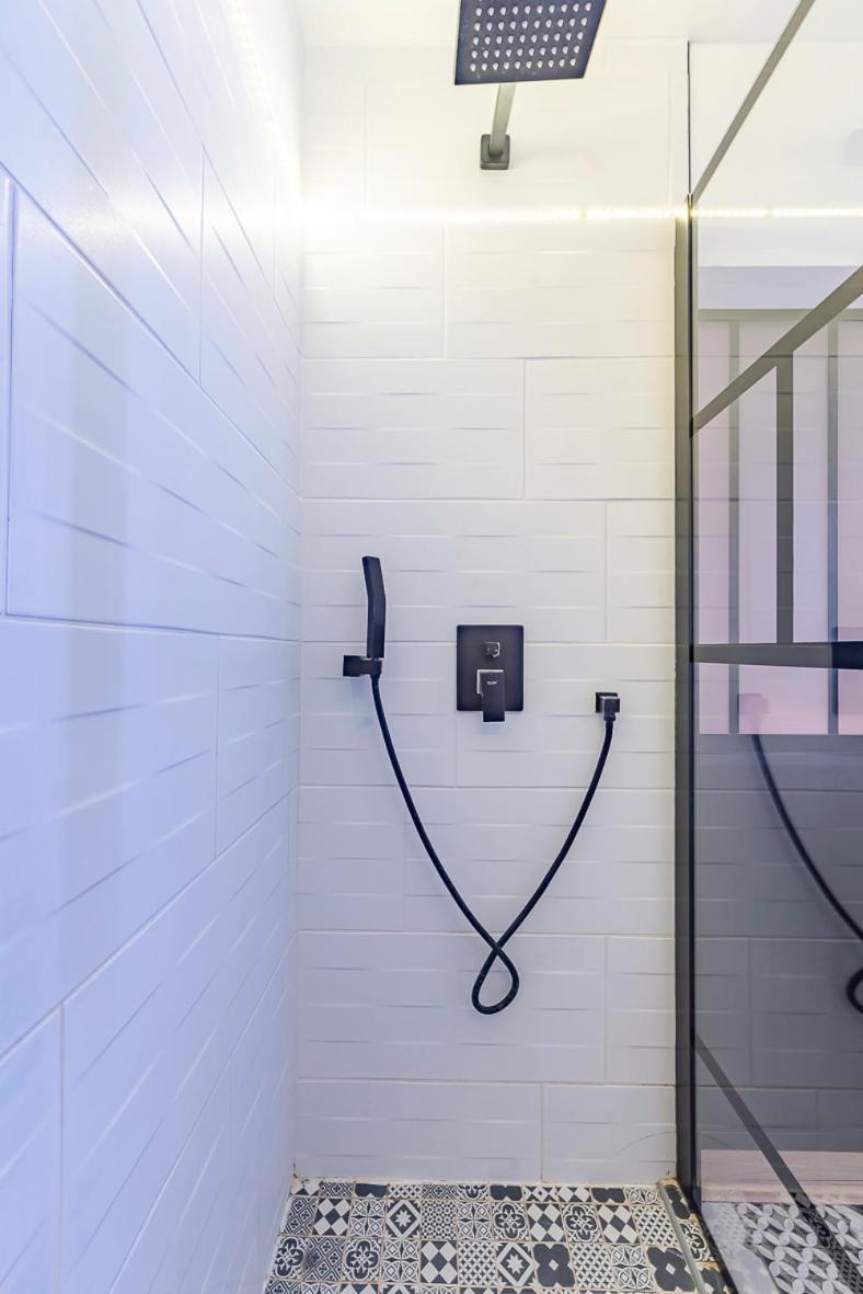 Ferienwohnung Belle Renovation Moderne Au Coeur Du Panier Marseilles Exterior foto
